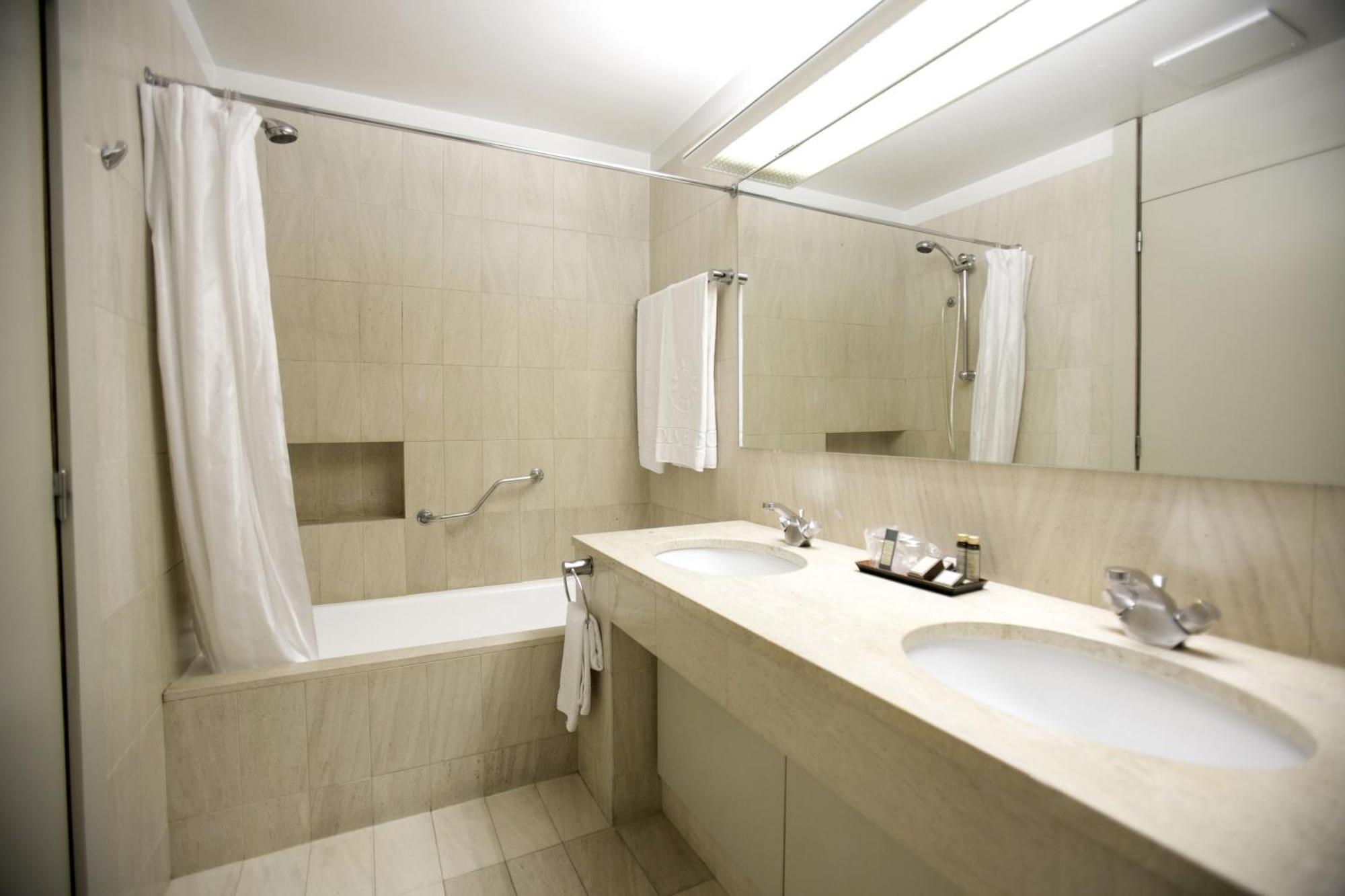 Superior Double or Twin Room,141927927:JPEG